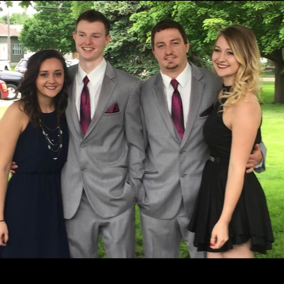 Profile Picture of Tyler Gregg (@tylergregg92) on Poshmark
