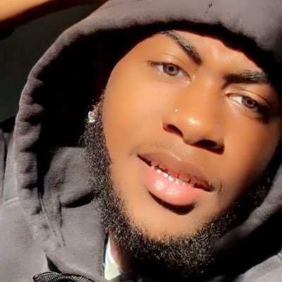 Profile Picture of Justin ✪ (@___traylor) on Twitter