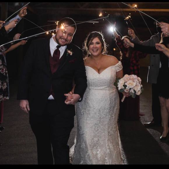 Profile Picture of Danielle Conover (@danic1) on Poshmark