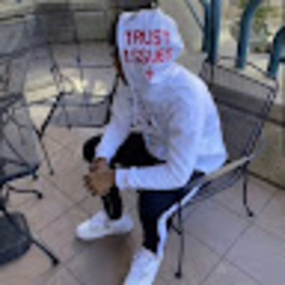 Profile Picture of Brian Sansone (@25bsansone) on Poshmark