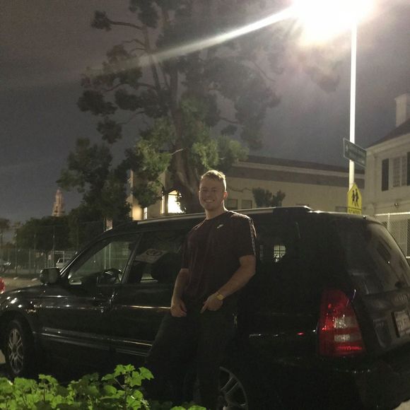 Profile Picture of Bryce Clark (@brycebclark) on Poshmark