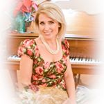 Profile Picture of Nancy Brown (@piano_by_nancy) on Instagram