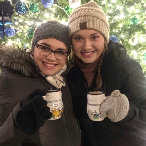 Profile Picture of Parker Buetow (@pbuetow) on Poshmark