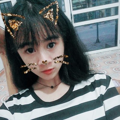 Profile Picture of Uyên Lê (@uyenle213) on Twitter