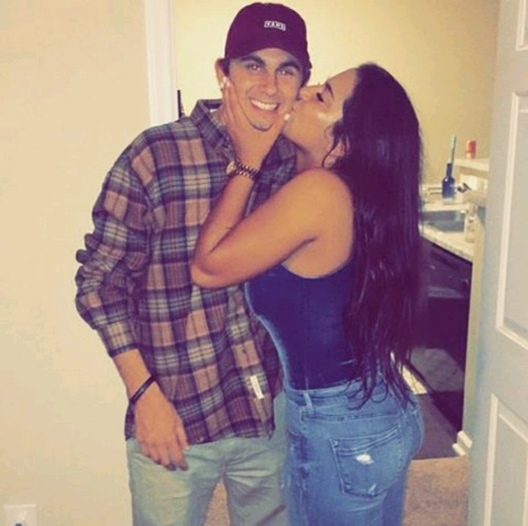 Profile Picture of Andrew Godwin (@agodwin1294) on Poshmark