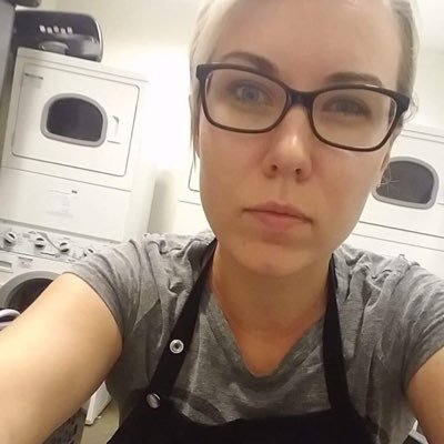 Profile Picture of Heather Mary Connor (@heathermconnor) on Twitter