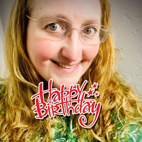 Profile Picture of Dawn Holt (@dahkobuk) on Poshmark