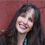 Profile Picture of Lora Freeman Williams (@lorafreemanwilliams) on Instagram