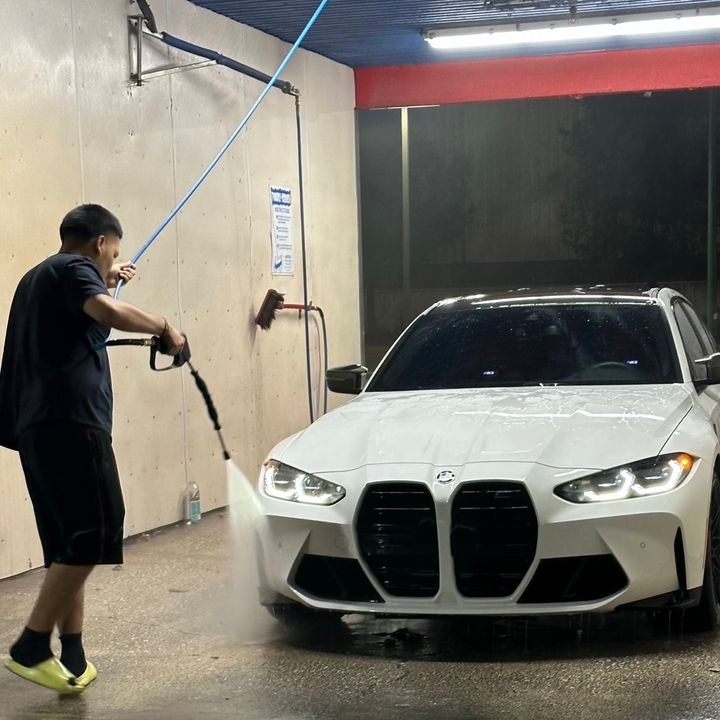 Profile Picture of srt8brian (@briansrt8) on Tiktok