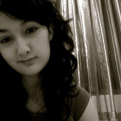 Profile Picture of Fouzhan Fayeghi (@FouzhanF) on Twitter