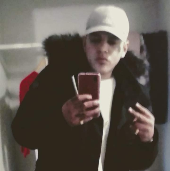 Ell Joseph - Poshmark Profile Picture of Ell Joseph (@elljoseph) on Poshmark