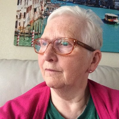 Profile Picture of Lorraine Nicholson (@Lorrain68903513) on Twitter