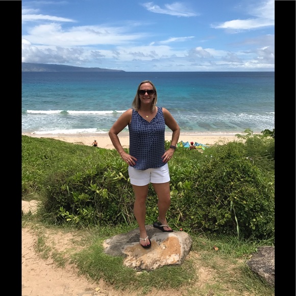 Profile Picture of Lynda Wetherill (@lmweth24) on Poshmark