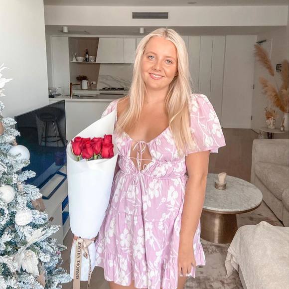 Profile Picture of Lyuda Marsakova (@marsakovaluida) on Poshmark