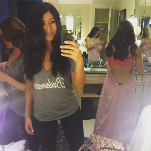 Profile Picture of Dani Zaft (@zaftdani) on Poshmark