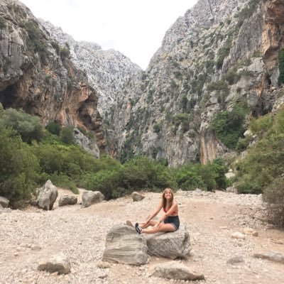 Profile Picture of Yolanda Hernández (@tengounavaca) on Twitter