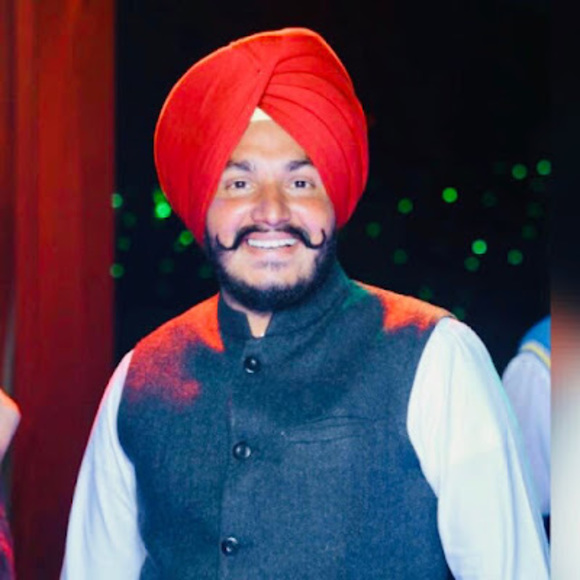 Profile Picture of Amrinder Brar (@amrinderbrar47) on Poshmark