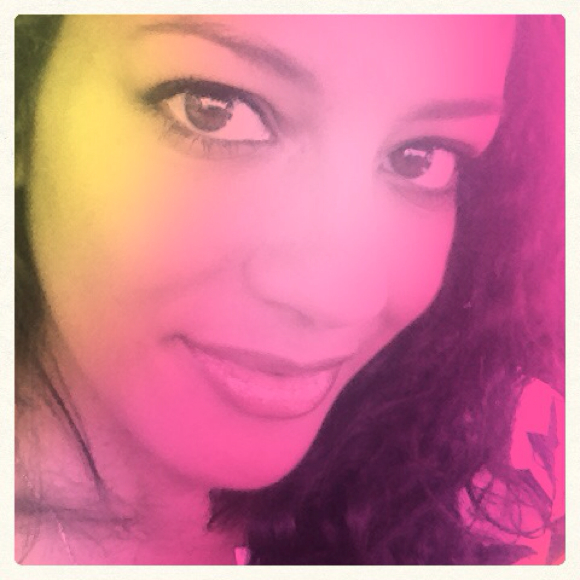 Profile Picture of Alexia Schmidt (@amoralexia) on Poshmark