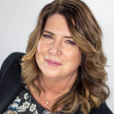 Profile Picture of Carolyn Lund Real Estate (@lund_real) on Twitter