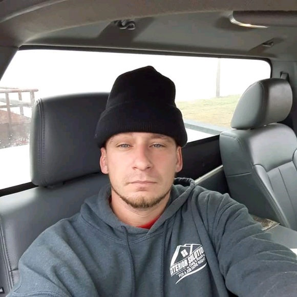 Profile Picture of Larry Clark (@watzgood33) on Poshmark