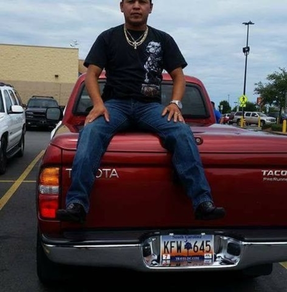 Profile Picture of Lorenzo Gutierrez (@lorenzoavalos85) on Poshmark