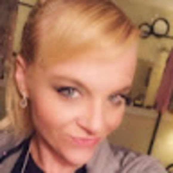 Profile Picture of Mandy Cady (@mc0632489) on Poshmark