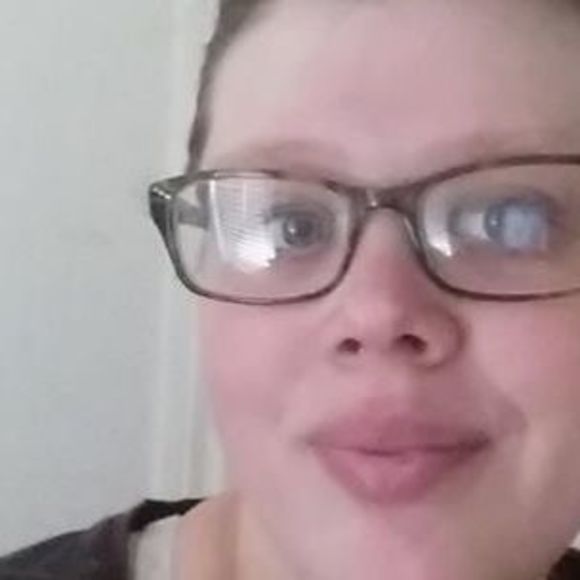 Profile Picture of Ruby Holliday (@rubyfletcher) on Poshmark