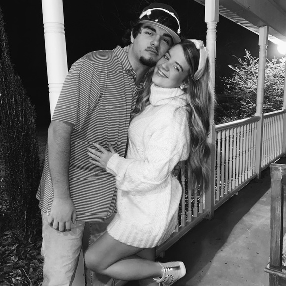 Profile Picture of Haley Champion (@hchampion1108) on Poshmark