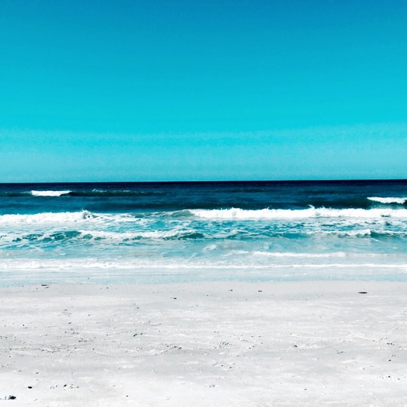 Profile Picture of Sienna Cutone (@siennac226) on Poshmark