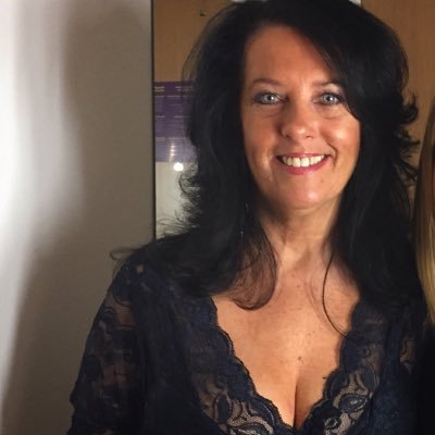 Profile Picture of Tracie Neil (@Tracieblueyes) on Twitter