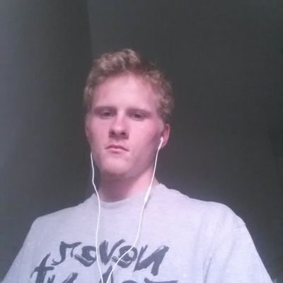 Profile Picture of Colin Breslin (@colinbrezzz5124) on Twitter