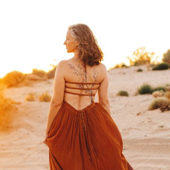 Camille Lester - Poshmark Profile Picture of Camille Lester (@sometechswife) on Poshmark