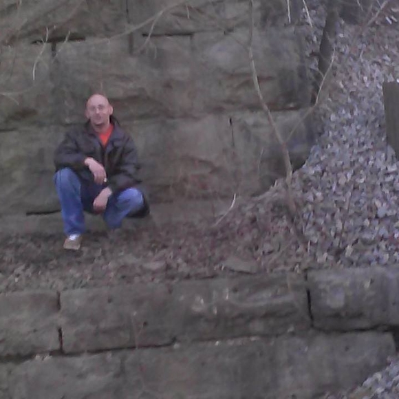 Profile Picture of Jeremy Fuston (@jeremyfuston_) on Poshmark