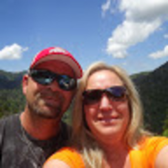 Profile Picture of Paul Agee (@pauldagee16) on Poshmark