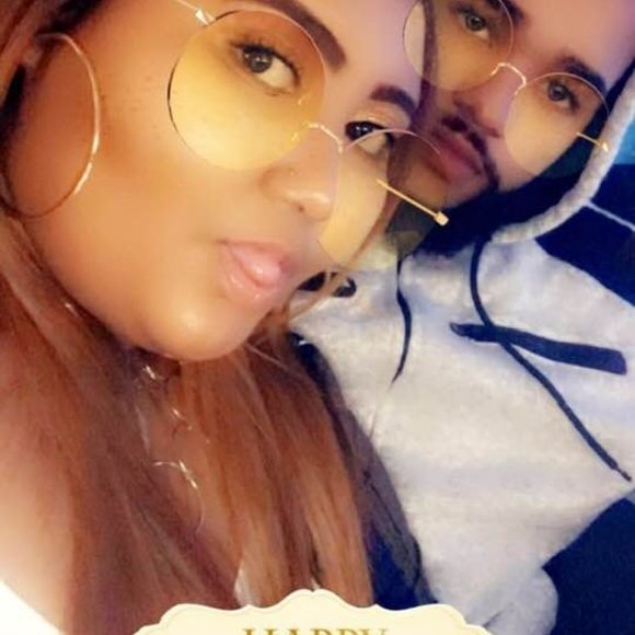 Profile Picture of Brian Garay (@briangaray) on Poshmark