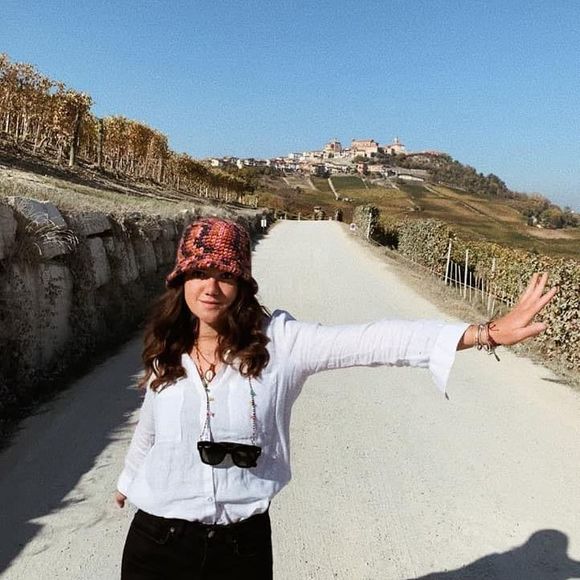 Profile Picture of Martina Tentori (@martiten) on Poshmark