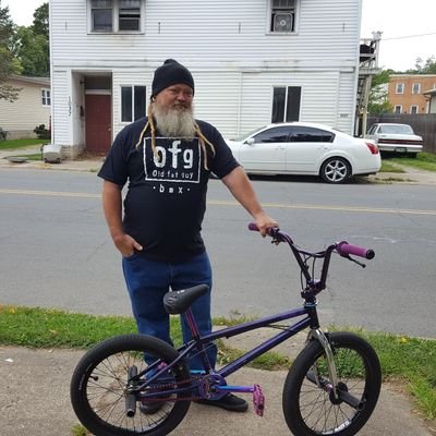 Profile Picture of Dustin Reese (@Dustinreesebmxe) on Twitter