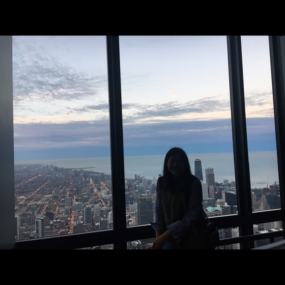 Profile Picture of Lan yui Lin (@opheliayui) on Poshmark