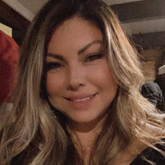 Profile Picture of Pammy Pam (@adree52) on Poshmark