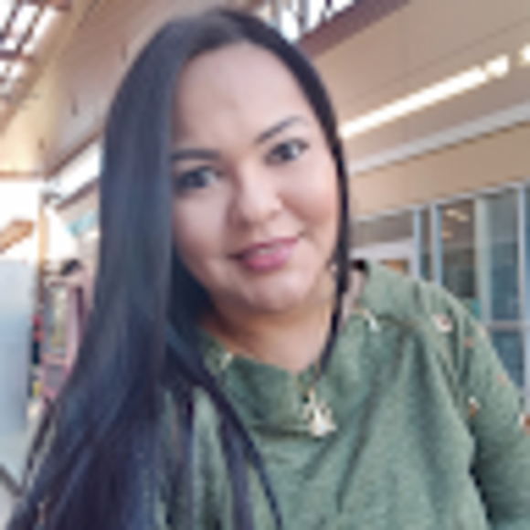 Profile Picture of Karla Ardon (@kardon271085) on Poshmark