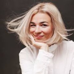 Profile Picture of Julia Böhme (@juliaboehmx) on Twitter