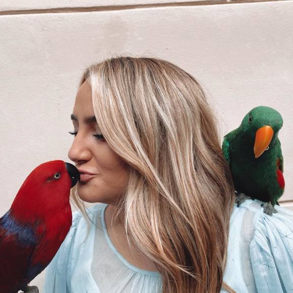 Profile Picture of Kendall Lesky (@kendallmlesky) on Poshmark