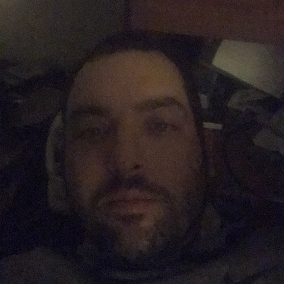 Profile Picture of Charles Willey (@charleswille307) on Poshmark