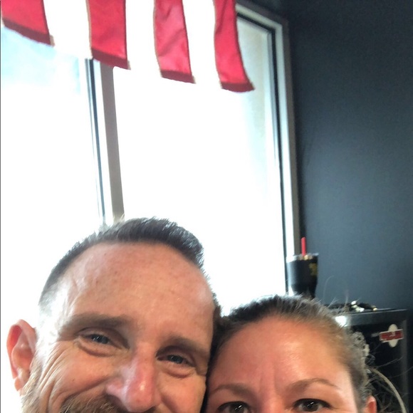 Profile Picture of Reid Crumbo (@krcrumbo) on Poshmark