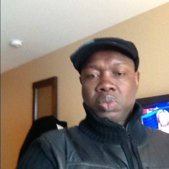 Profile Picture of Alex Addo (@addok71) on Poshmark