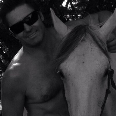 Profile Picture of Ken Hodges (@Kennacide) on Twitter