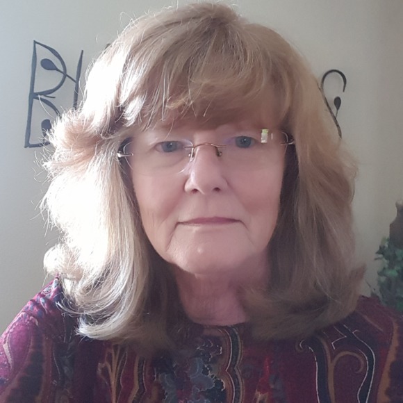 Profile Picture of Janie Ormsby (@redrabbit68) on Poshmark