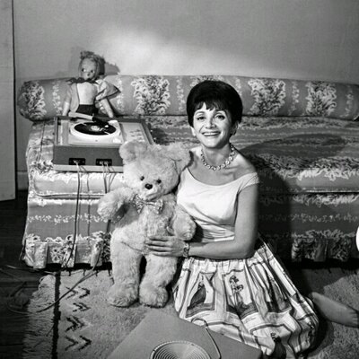 Profile Picture of Denise (@Denise_Glaser) on Twitter