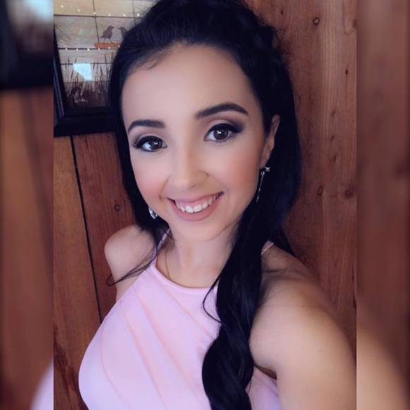 Profile Picture of Cecilia Capitano (@ccapitano94) on Poshmark