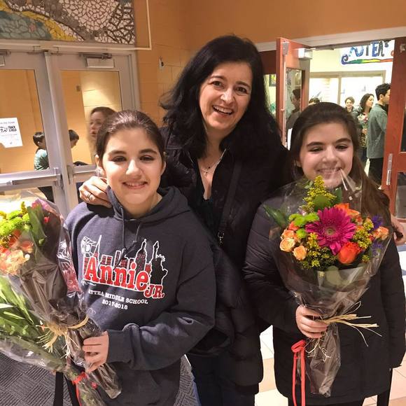 Profile Picture of Linda Argeros (@liargeros) on Poshmark